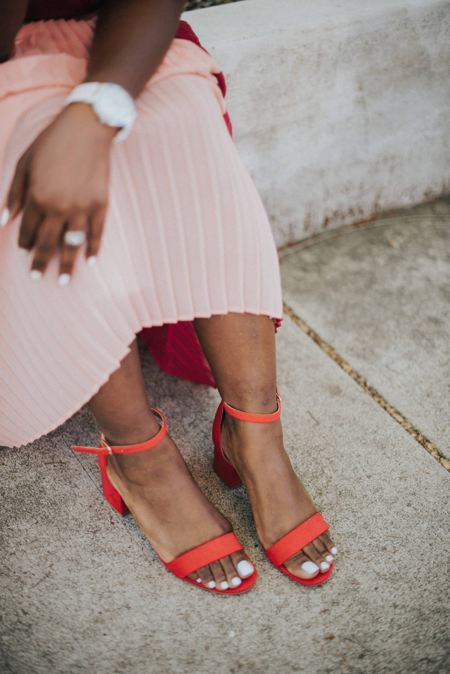 color-block-pleated-skirt- details