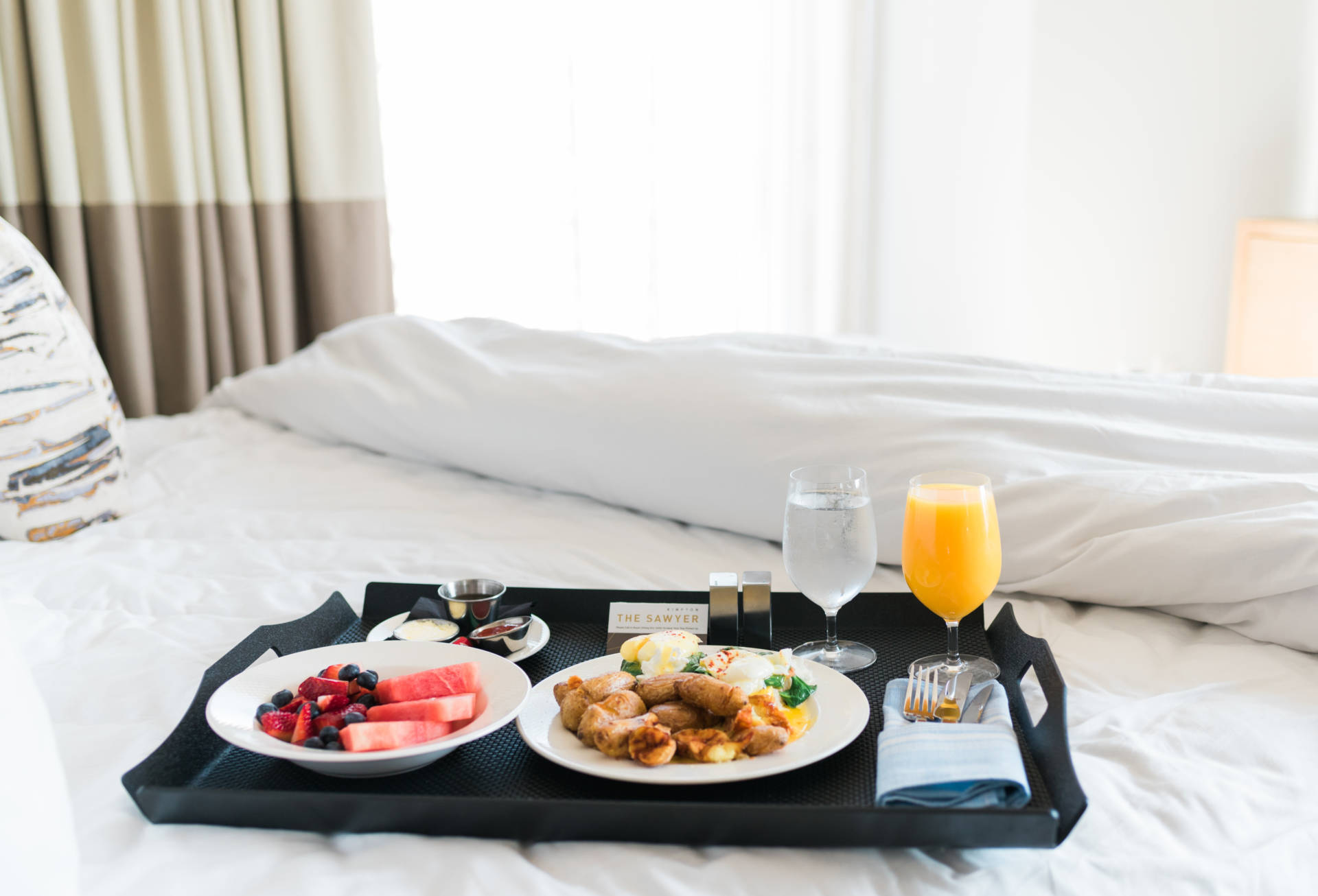 The perfect staycation experience with Kimpton Sawyer Hotel in Sacramento, CA.