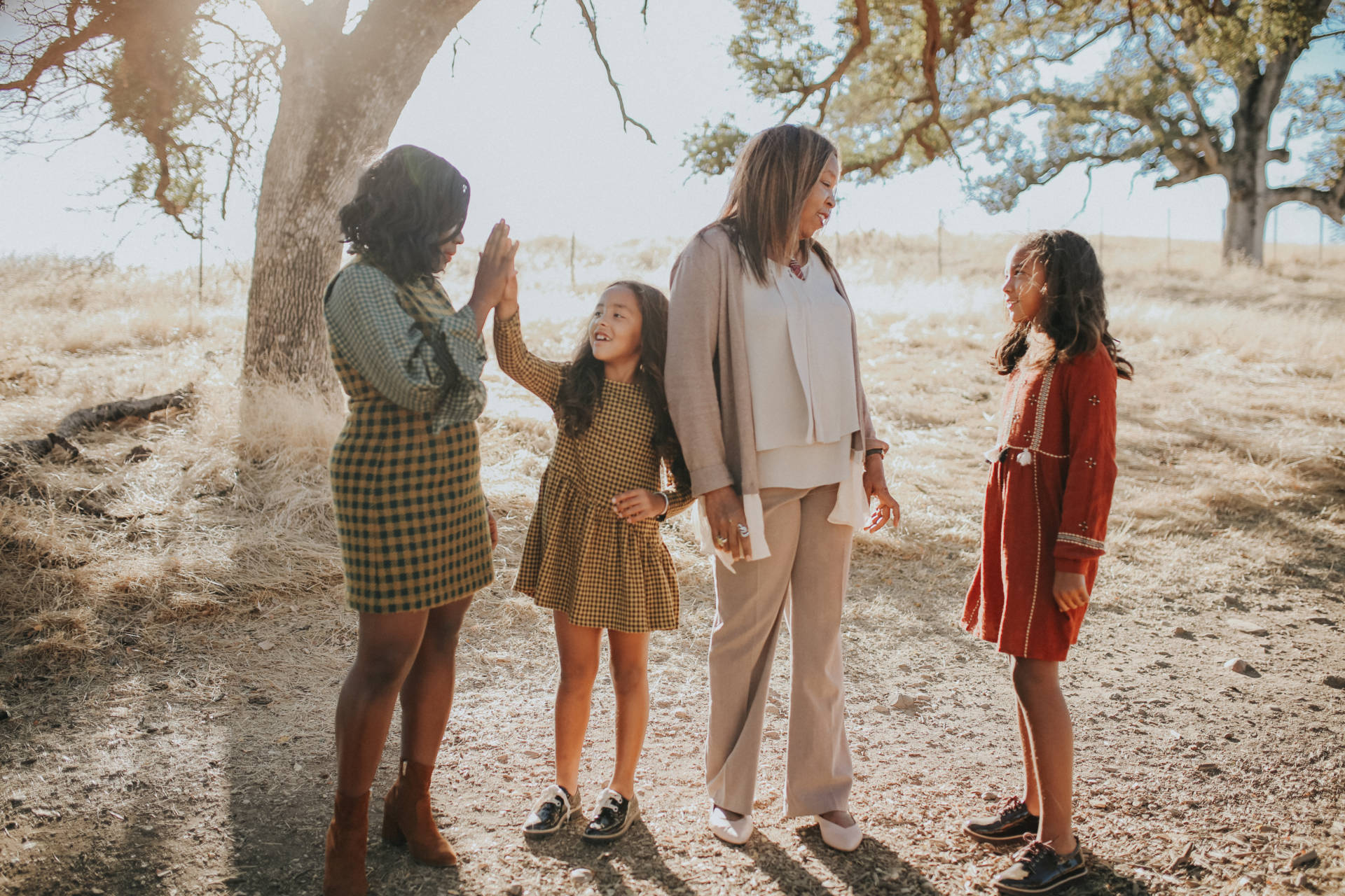 5 Styling Tips For Your Next Family Photo Shoot: Make sure that everyone feels comfortable in what they are wearing. You can also start by getting inspiration online or even looking at what you have in your closet and building the looks from there.