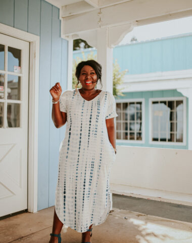 Ruthie Ridley Blog- Tie Dye Pieces For Summer; Click here to see the best tie dye pieces on the market on Ruthie Ridley Blog! Everyone is joking that Tie Dye is the quarantine uniform and I have to agree! Like polka dots and a few other prints Tie Dye remains timeless! I love that we can DIY tie dye if we so please as well! Best tie dye shirts patterns design summer. Tie dye shirts ideas pattern summer. Tie dye patterns techniques easy. Tie dye shirts & tops. Cute tie dye shirts ideas tank tops. Bleach tie dye shirts & tops.