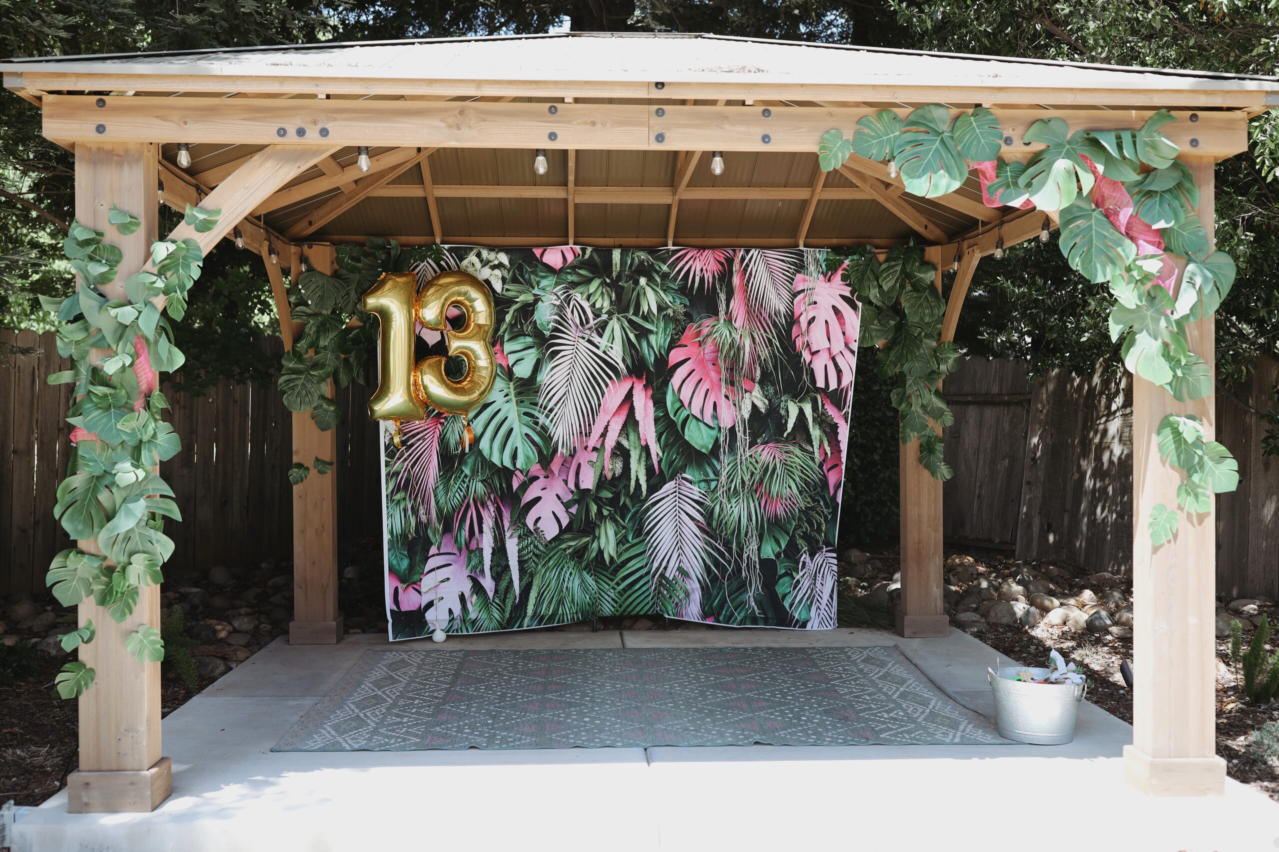 Ruthie Ridley How to Throw a Hawaiian Themed Birthday Party